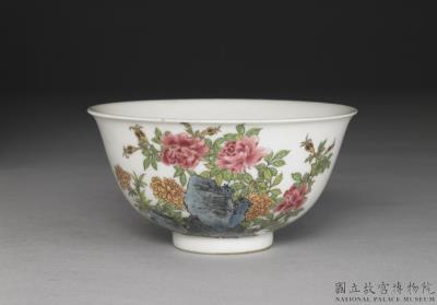 图片[2]-Bowl with flowers and rocks in falangcai painted enamels, Qing dynasty, Yongzheng reign (1723-1735)-China Archive